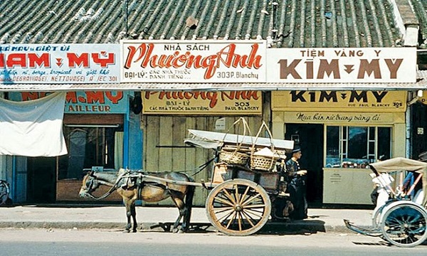 biển quảng cáo Sài Gòn xưa