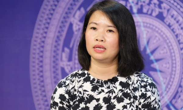Bà Vũ Thị Hiền - Vị trí thứ 9 trong Top 20 người giàu nhất thị trường chứng khoán Việt Nam là bông hồng quyền lực phía sau tỷ phú Trần Đình Long