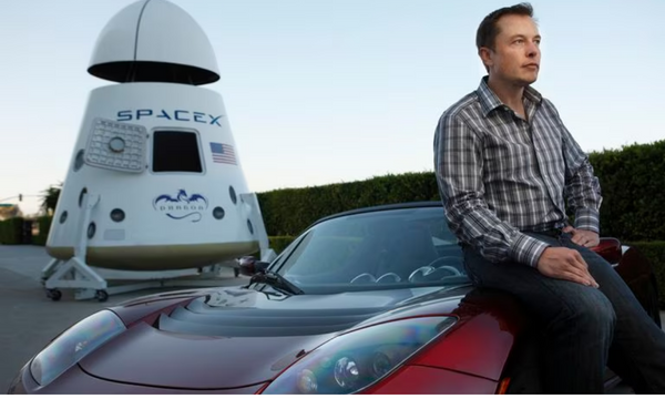 Elon Musk sử dụng trí tuệ nhân tạo AI cho  ô tô điện tự lái cho Tesla, tên lửa có thể thu hồi cho SpaceX